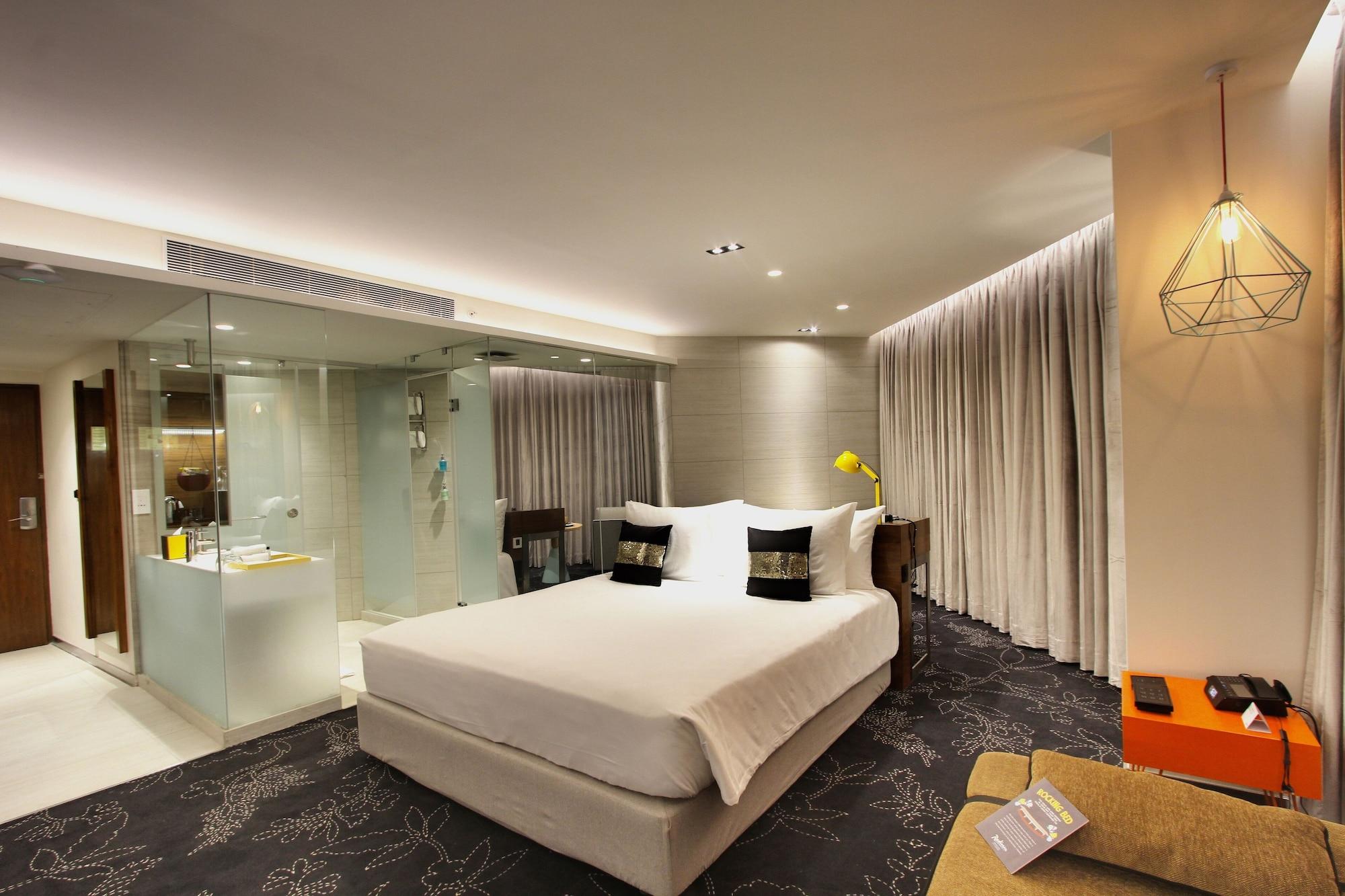 Radisson Bengaluru City Center Luaran gambar