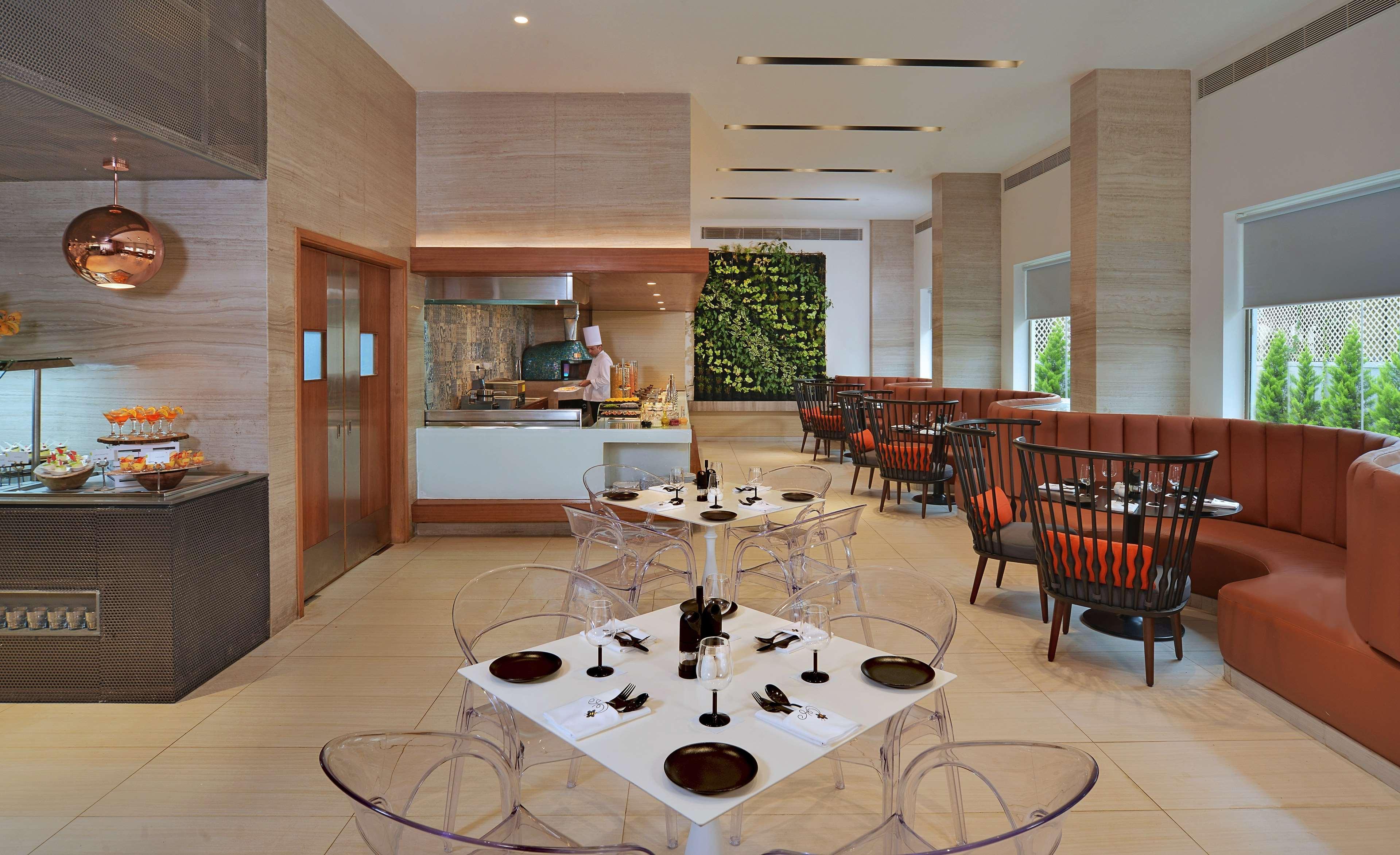 Radisson Bengaluru City Center Luaran gambar