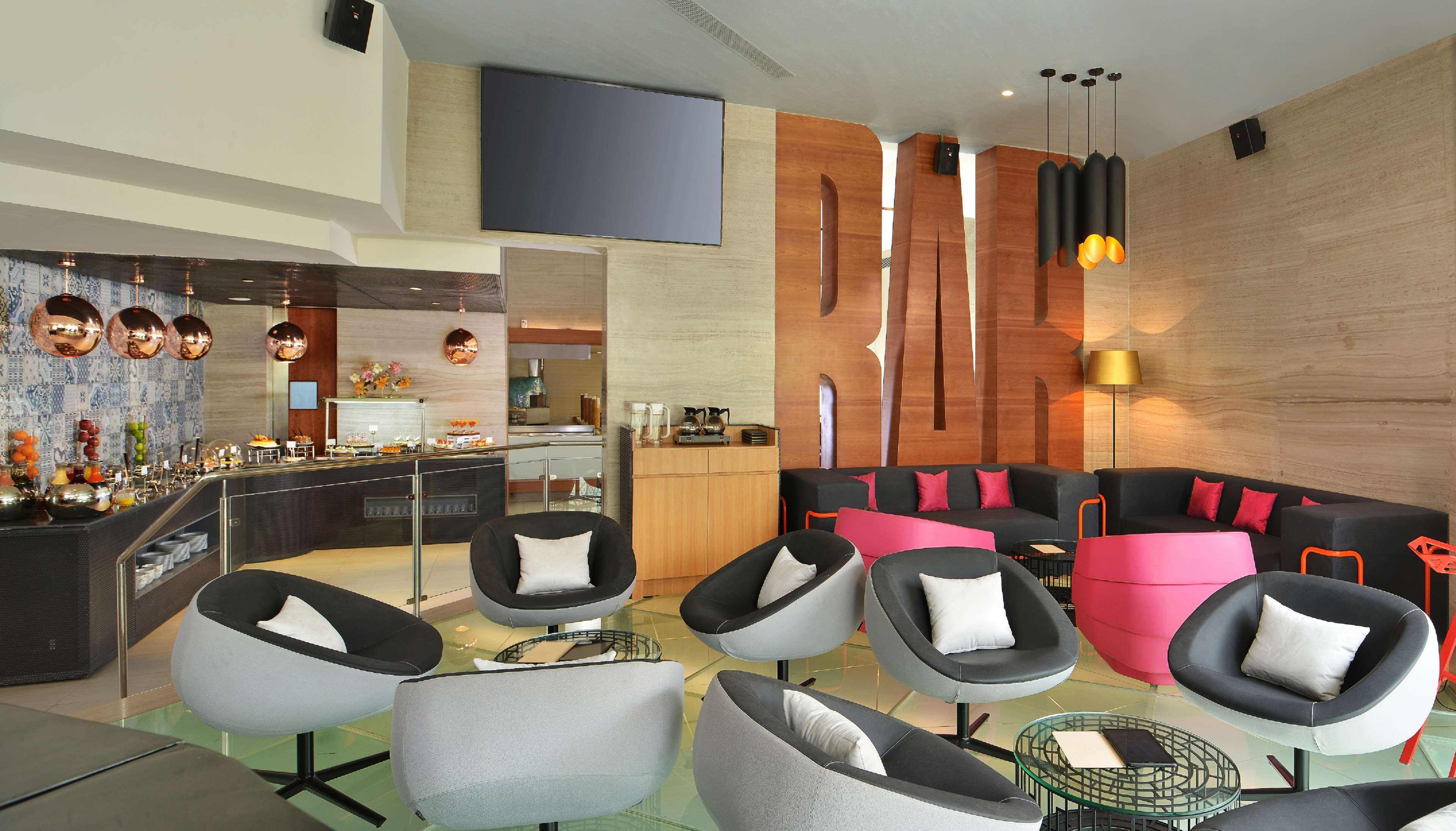 Radisson Bengaluru City Center Luaran gambar