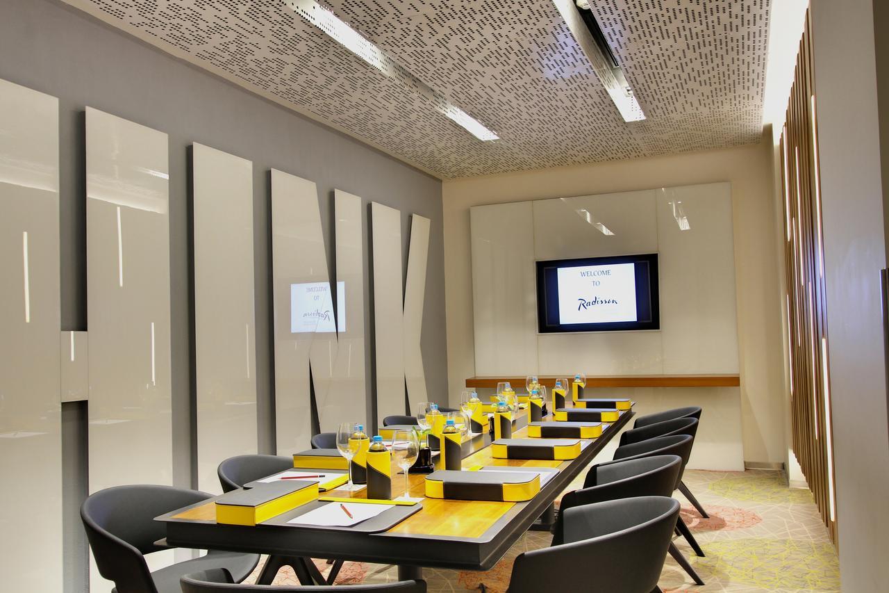 Radisson Bengaluru City Center Luaran gambar